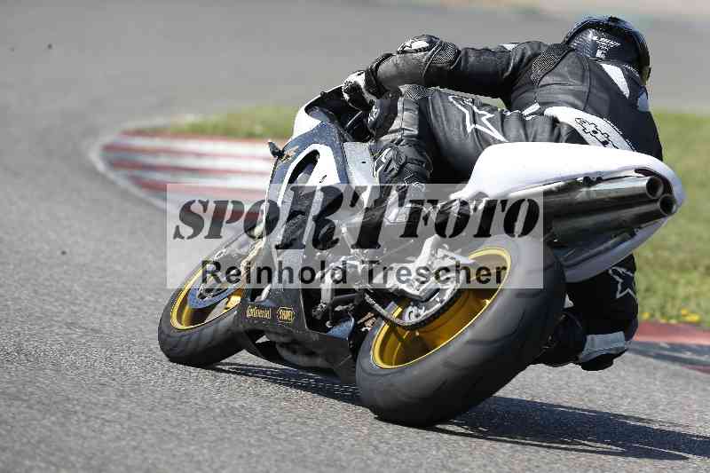 /44 09.08.2025 Plüss Moto Sport ADR/Freies Fahren/559